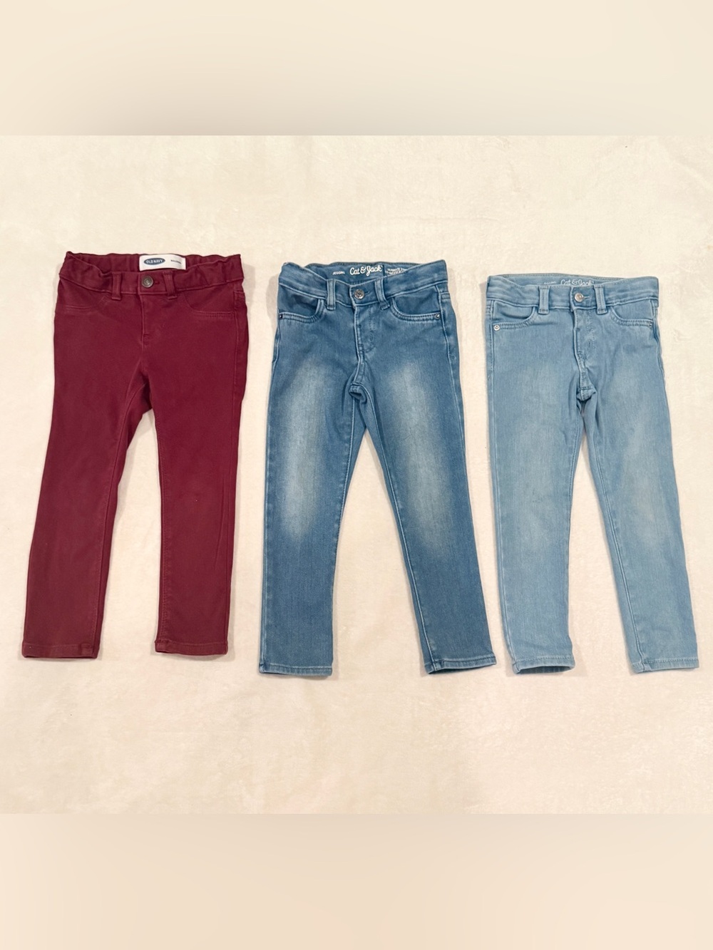 4T Cat & Jack Girls' Adjustable waist Denim & Burgundy Stretch Jeans Trio
